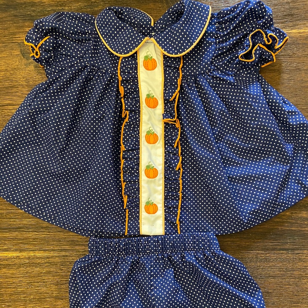 Classic Whimsy pumpkin outfit